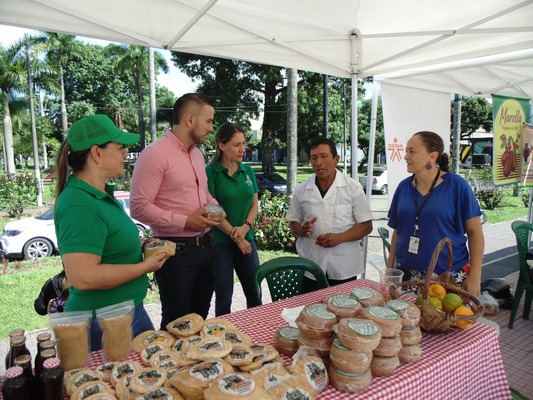 Risaralda vivió un nuevo Mercado Campesino